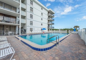 Gorgeous TOP floor unit w/HUGE Oceanfront Balcony