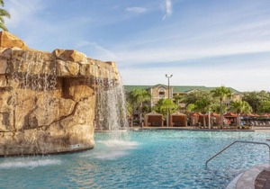Great Deal! 2 Family-Friendly 2BR Units, Pool, Shuttle