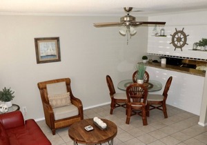 Great Location-Miramar/Destin, FL Sandprints Condo-Welcome to Paradise!