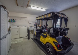 Great Location! Near Lake Sumter Landing!