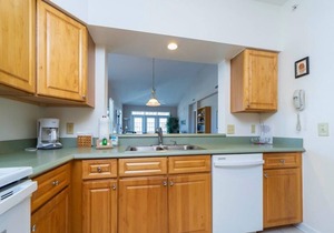 Great Location ~ Amp ~ Pier Park ~ Beach!
