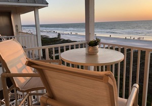 Gulf front 2 bed 2 bath, private elevator on 3rd floor