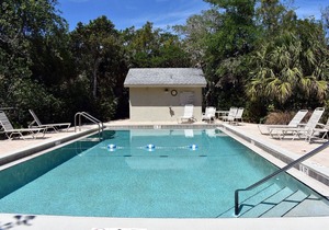 Gulf Pines Sanibel Island Vacation Rental Home with Community Pool