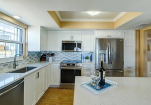 Gulf Place Unit 3 in Holmes Beach