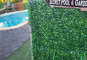 Hang Out By The Pool & Hot Tub- Only 3 Miles From Beach, Airport, CruisePort!
