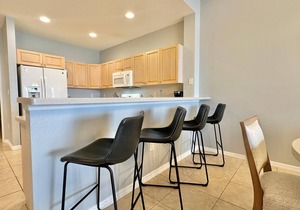 Harborview Grande 604 - 6th Floor Waterfront Condo
