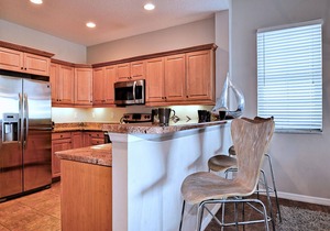 Harborview Grande 700 Waterfront Condo