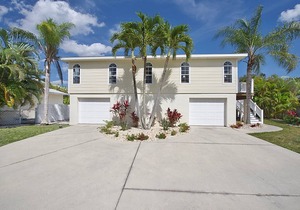 Hidden Treasure Pier Area Pool Home