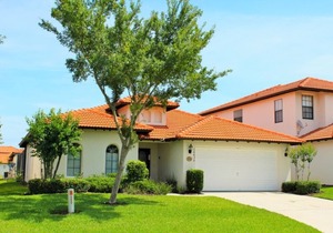 High Grove - 4 Bedrooms Pool & Spa Home with Clubhouse