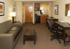 Holiday Inn Express Hotel & Suites Jacksonville Airport by IHG