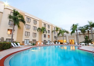 Holiday Inn Fort Myers - Downtown Area, an IHG Hotel