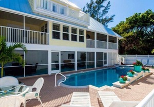 House ∙ 4 bedrooms ∙ 11 guests