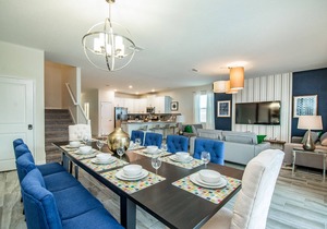 INCREDIBLE HOME! Private Pool & Spa + Game Room!