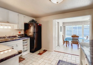 Incredible Whole Condo with Heated Pool and Jacuzzi Next to Venice Island/Beach