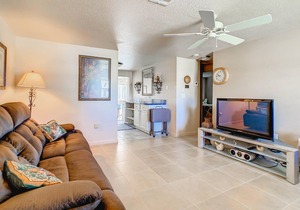 Incredible Whole Condo with Heated Pool and Jacuzzi Next to Venice Island/Beach