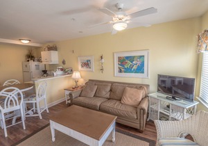 Inn at Gulf Place #311 (Sunshine in the Inn) - Gulf View, Pool, Tennis Court