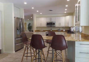Island Living, Within Walking Distance To Beach Restaurants Shops Parks Marina