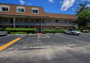 Island Manor (im-g-5)