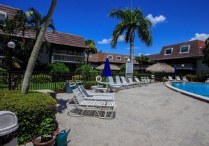 Island Manor (im-g-5)
