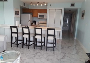 Its an enjoyable two bed/bath unit with pleasant view of the marina and 0cean.
