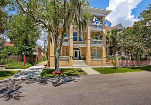 JBH 115 W 2nd Apt #2