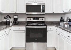 Kasa | Family Friendly 2BD + Amenity Access | Wellington