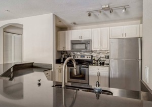 Kasa | Family Friendly 3BD + Laptop Friendly | Wellington