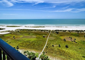Landmark Tower 1707 Charming 17th Floor Oceanfront Condo