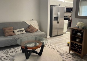 Live and play at Pelican Bay! Private beach & tennis Close to Artis & Mercato!