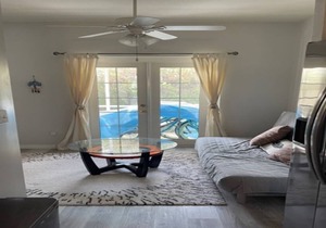 Live and play at Pelican Bay! Private beach & tennis Close to Artis & Mercato!