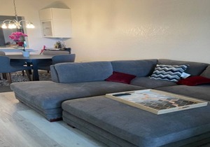Live and play at Pelican Bay! Private beach & tennis Close to Artis & Mercato!