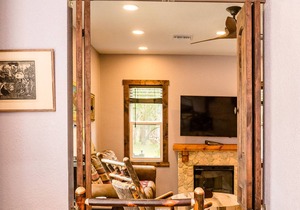 Located in a nature lover's resort surrounded by the Goethe Forest.