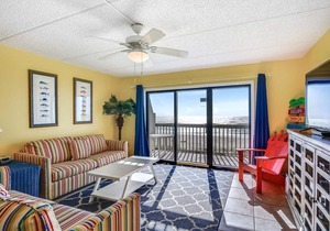 Located right on the beachfront, this bright, cheerful and beautiful well-appointed Villa.