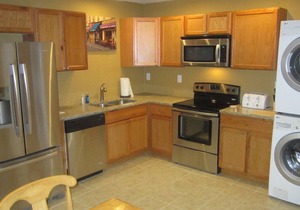 Lutz Cottage Apartment - Beaches / Busch Gardens / Disney / USF / Pets
