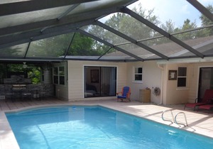 Lutz Cottage - Pool / Beaches / Busch Gardens / Disney / USF / Pets