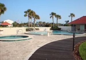 Luxurious Beach Front condo