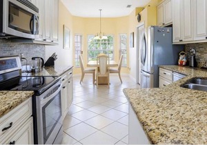 Luxurious home with stunning golf course views and private swimming pool & spa