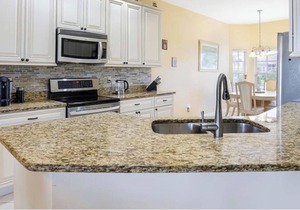 Luxurious home with stunning golf course views and private swimming pool & spa