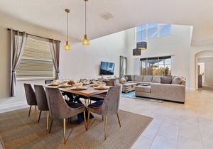 Luxury 5 Bedroom Home 170