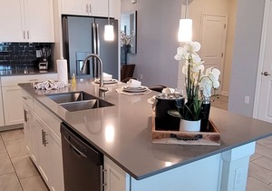 Luxury 6 Bedroom 4 bath pool home 161