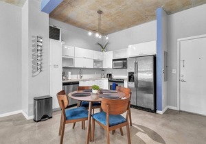 Luxury Apartment in the Heart of Downtown Miami!