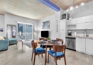 Luxury Apartment in the Heart of Downtown Miami!