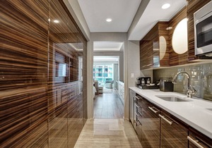 Luxury Beachfront Studio with Daily Cleaning
