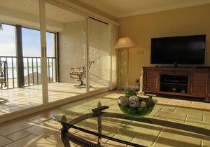 Luxury Eden House 2B/2B Beachfront Vacation Condo with Million$ View!