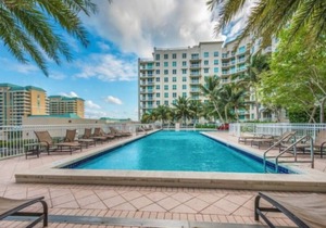 Luxury Near the Beach! BEACH PASS INCLUDED!