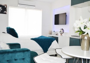 Luxury Studio Apartment IN Downtown! 25