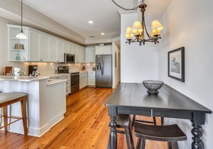 Mainsail Beach Inn 2 Bedroom