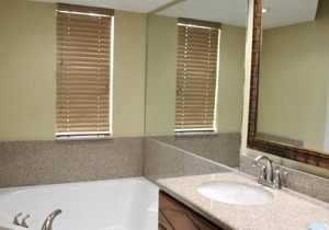 Make Yourself at Home! Beautiful Orlando, 2 Amazing Units, Pool, Close to Disney