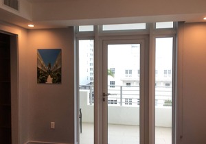 Miami Beach Luxury Condo Across from Beach (401)