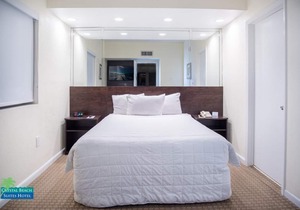 Miami Vacation Starts Here! 4 Trendy Units Close to Art Deco, Beach Access